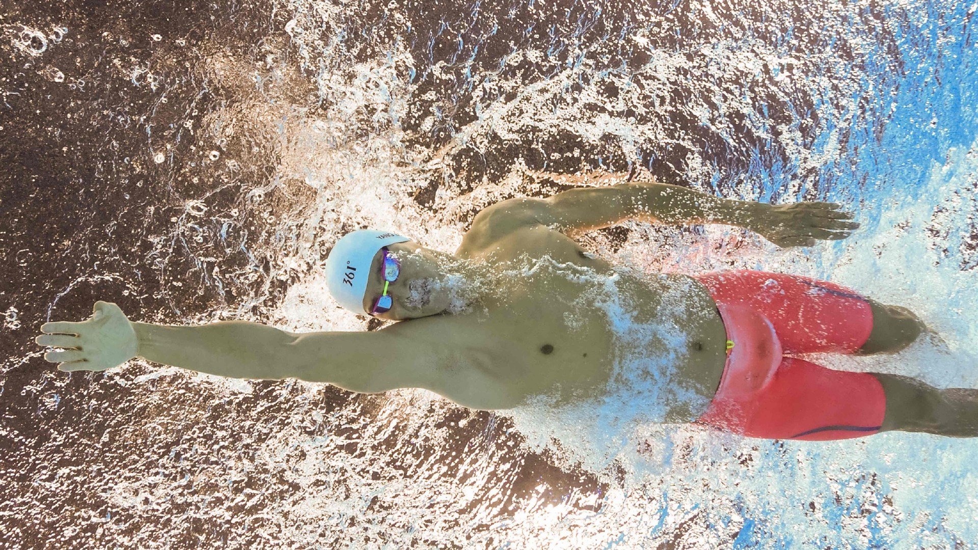 攀岩新星闪耀国际赛场,中国选手勇夺世界杯分站赛冠军