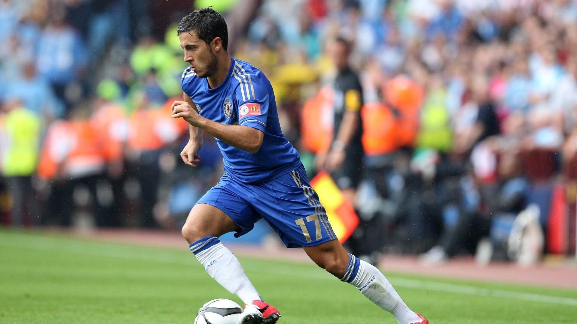 纳达尔关键破发点力挽狂澜 鏖战五盘逆转晋级法网八强